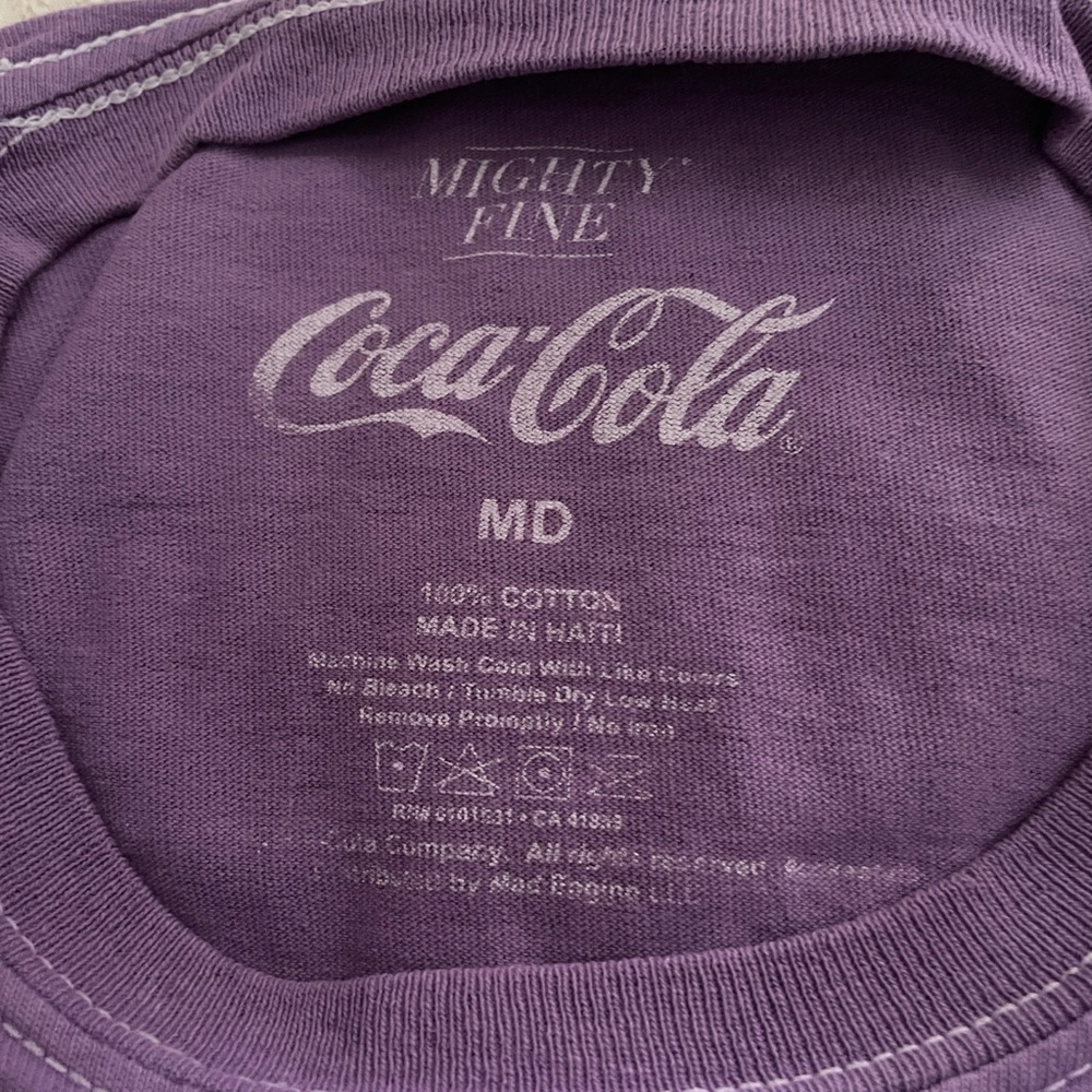 Grape Fanta T 🍇 - Picture 6 of 6